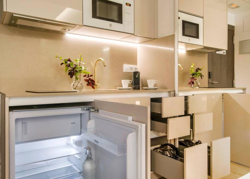 Serrano Retiro Parkplaza De Cibeles Apartment