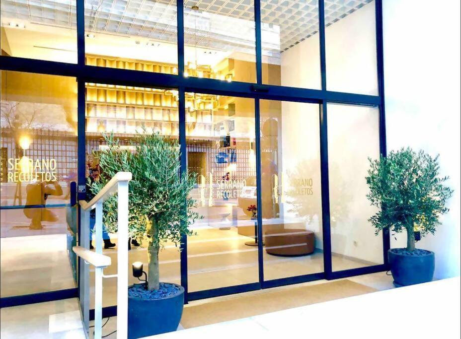 Apartment Serrano Retiro Parkplaza De Cibeles Madrid